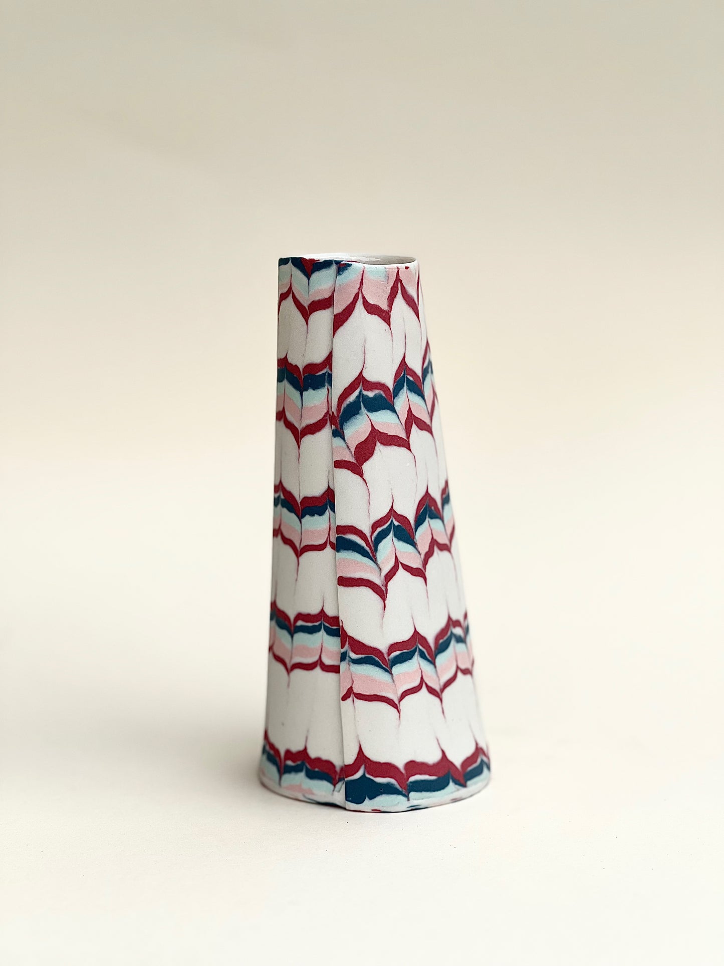 Conical vases - fishtail stripes red, pink, green on withe background