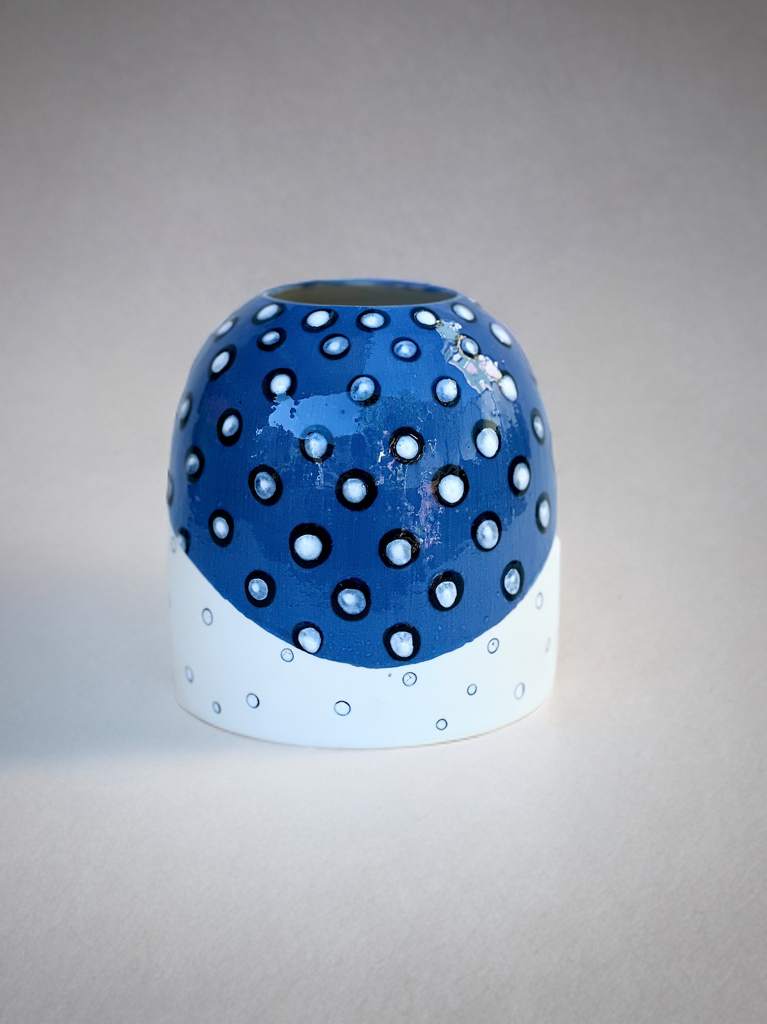 Penelope - almost blue cylinder