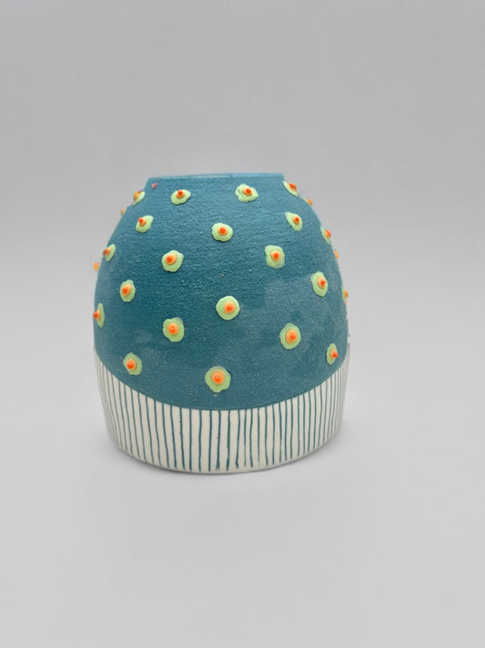 Penelope - dark green vase with stripes