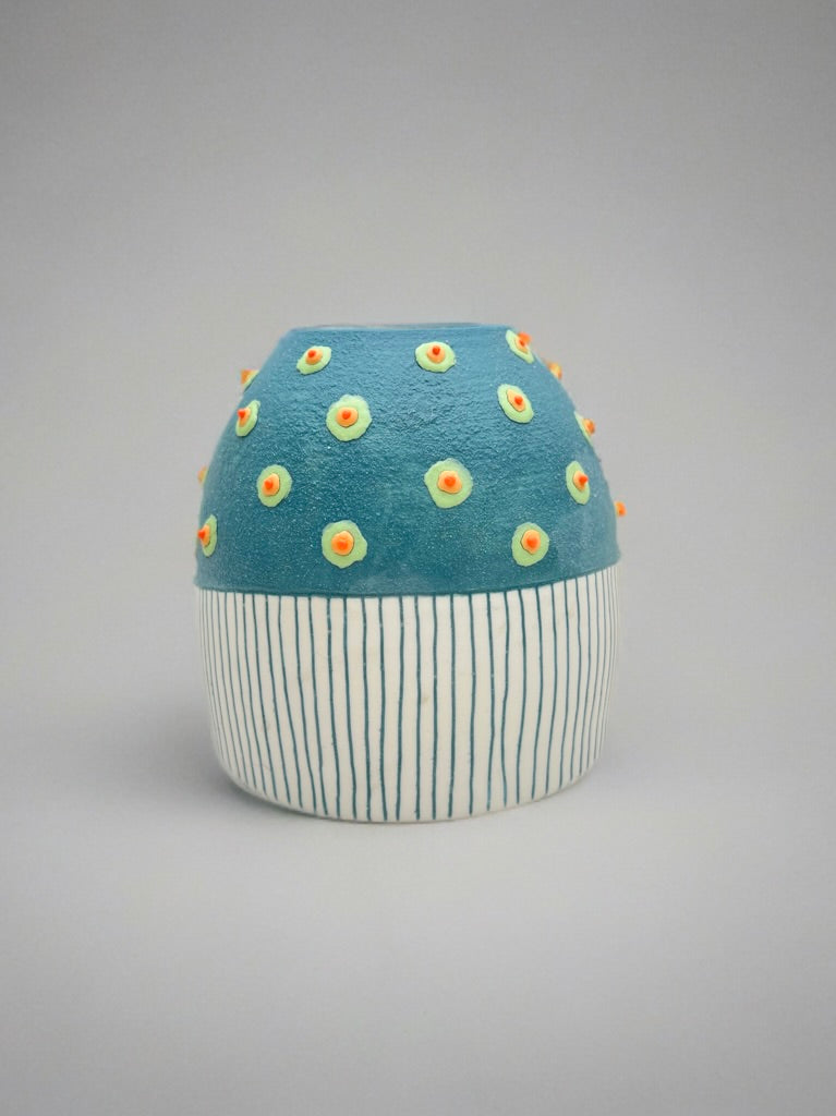 Penelope - dark green vase with stripes