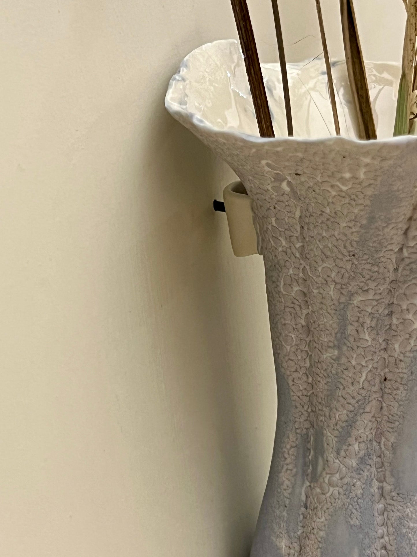 detail of the attachment