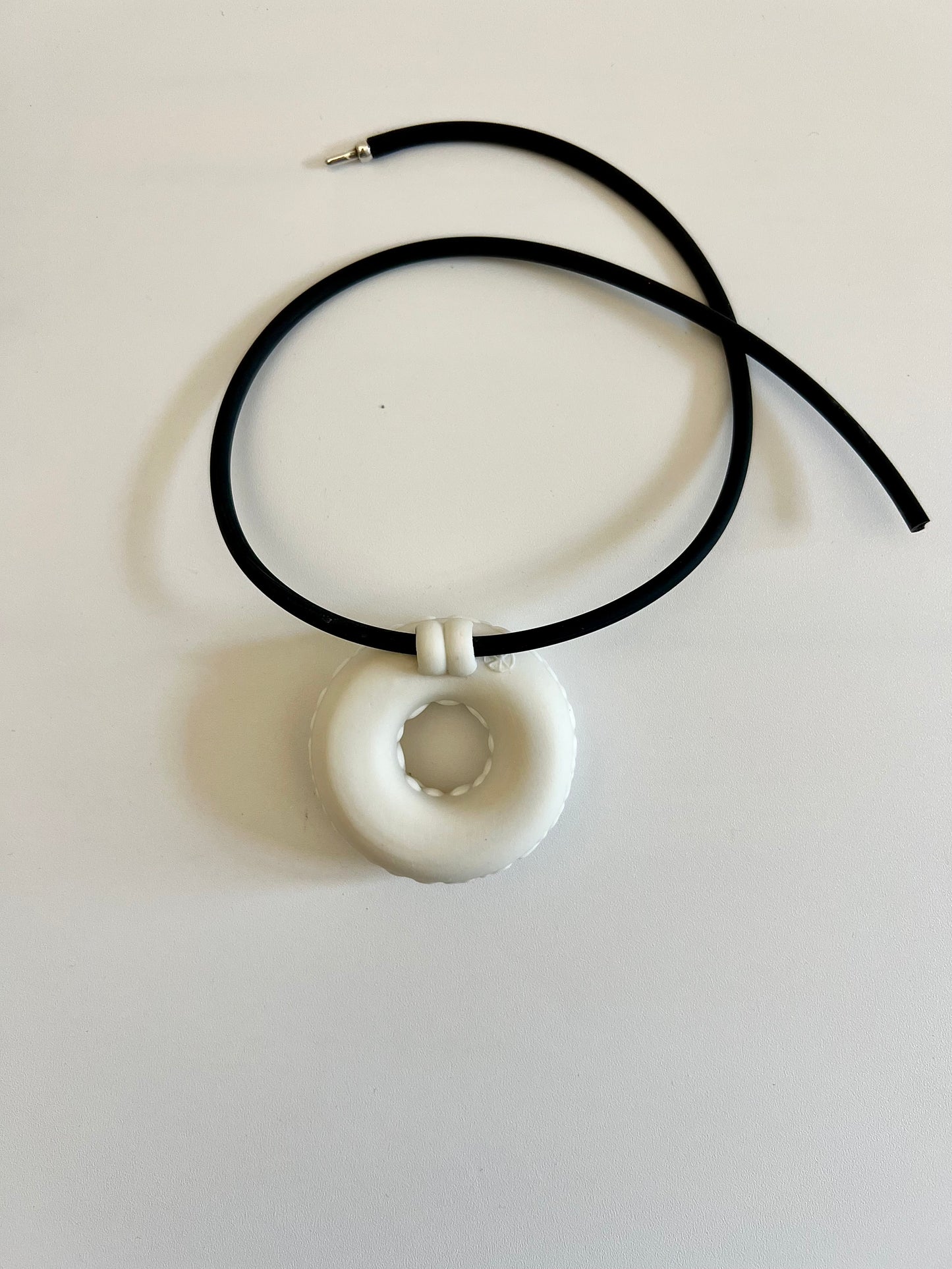 HALO - White Crawling Gold Aperture Pendant